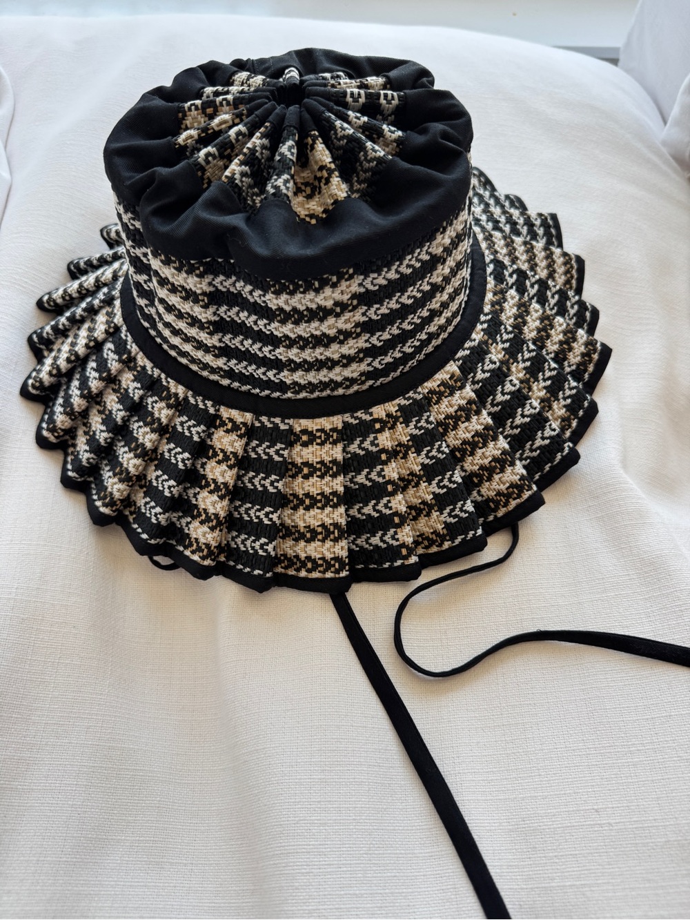 NEW W/ TAGS Lorna Murray luxe hat